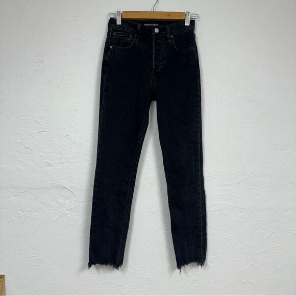 Denim Forum Black The Yoko High Rise Slim Fit Jeans 24 Raw Hem Button Fly Casual - Picture 1 of 14